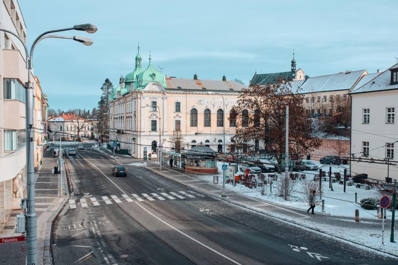 Hotel Grand Hradec Králové Extérieur photo