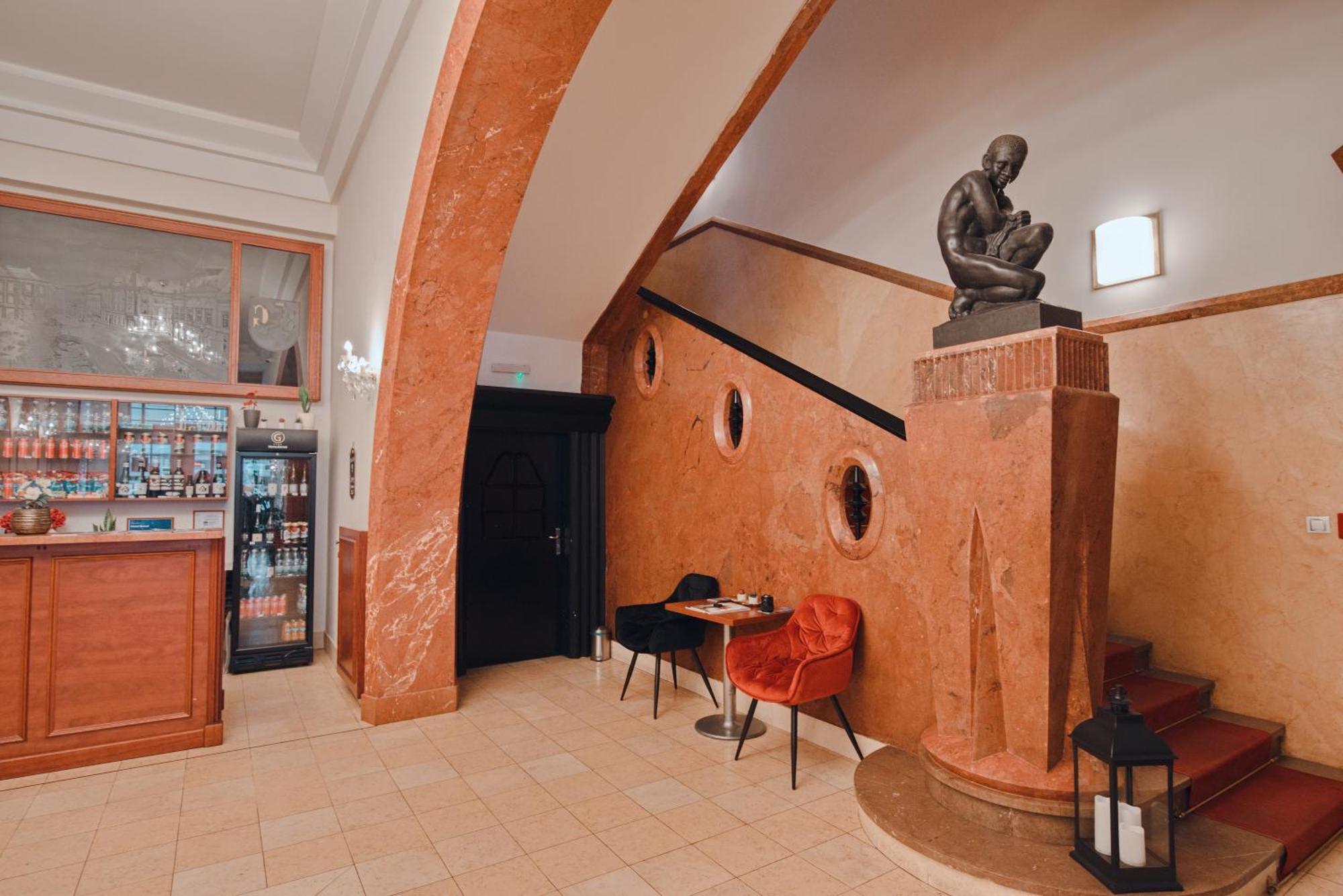 Hotel Grand Hradec Králové Extérieur photo